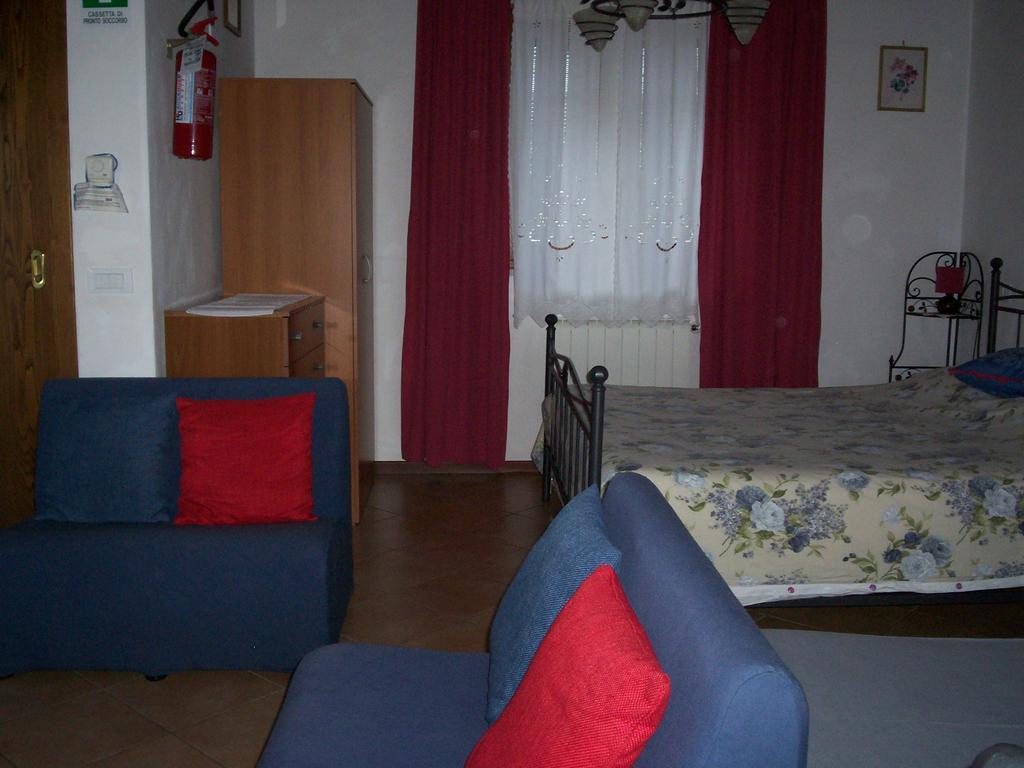 Hermitage Holidays Gallicano Exterior foto