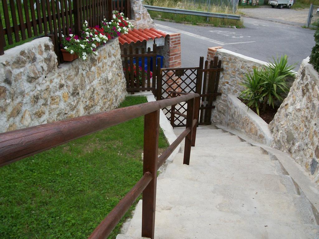 Hermitage Holidays Gallicano Exterior foto